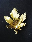 Double Golden Leaf Brooch by Giovanni Pearl Pin Broach Gift Holiday