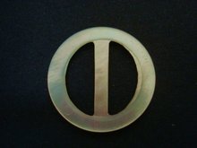 Lovely Round Belt Buckle - Pearl - Small Size