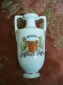 English Crestware Vase - Arms of Aberdeen