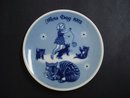 1973 Mothers Day Plate - Girl And Cats