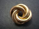 Gorgeous Victorian Gold Top Brooch