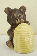 Great Figural Salt and Pepper Shaker Set Adorable