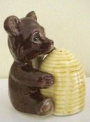 Great Figural Salt and Pepper Shaker Set Adorable