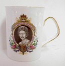1952 - 77 Royalty Mug Q. Elizabeth ll