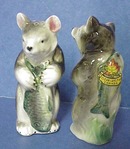 Adorable Figural Salt&Pepper