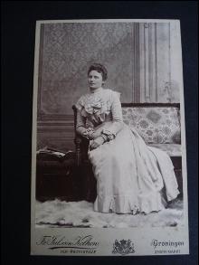 Antique Photograph - Beautiful Young Lady