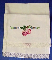 30's Lace & Embroidery TOWEL