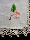 40's Lace & Embroidery NAPKINS