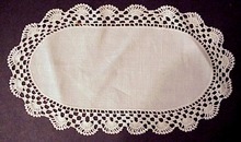 Oval Doily - Lace Border