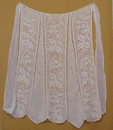 Antique FILET LACE APRON