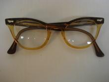 FANTASTIC CATS EYE STYLE EYEGLASSES