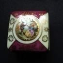 Vintage Hinged Ring Box Courting Couple Imari Colors Gold Decorations and Beading