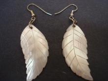 Fabulous Vintage Pearl Earrings Mother of Pearl Natural
