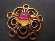Antique Brooch - Gold tone - Round Crystal - Faceted - Colorful - Art Deco - Unsigned
