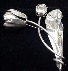 LARGE STERLING BROOCH - SILVER TULIPS