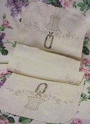 LINEN RUNNER - EMBROIDERY - CUTWORK