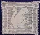 FABULOUS VICTORIAN HAND MADE FILET LACE - SWAN