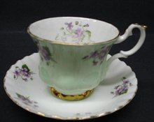 QUEEN ANNE CHINA CUP&SAUCER VIOLETS