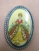 EMBROIDERY BROOCH - VICTORIAN LADY