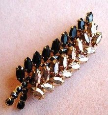 VINTAGE RHINESTONE BROOCH
