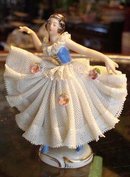 Lovely Antique DRESDEN FIGURINE