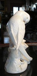VICTORIAN FIGURAL VASE - PARROT