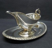 ANTIQUE SILVER PLATED GRAVY BOAT&TRAY
