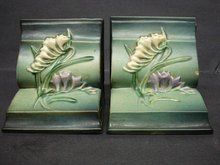 ROSEVILLE *FREESIA* BOOK ENDS - 15 - Pair