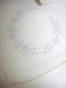 ANTIQUE LINEN & EMBROIDERY FINE NAPKINS