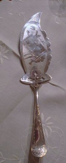 ART NOUVEAU*SILVER*SEA FOOD*SERVER