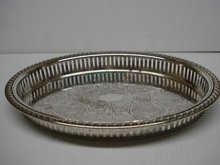 LOVELY SILVER PLATE OVAL GALLERY TRAY