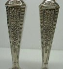 DECO-PAIR-SILVER SALT&PEPPER SHAKERS