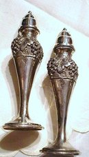 LOVELY SILVER SALT&PEPPER SHAKERS