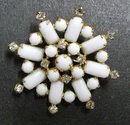 Fantastic Vintage /Milk Glass BROOCH