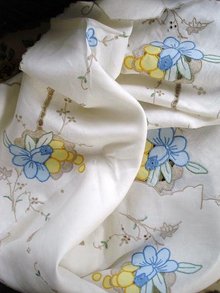 lovely MADEIRA TABLECLOTH - EMBROIDERY +