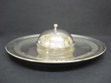 BEAUTIFUL 2 PIECE SILVER PLATED SERVING TRAY