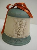 HUMMEL 1989-1992 CHRISTMAS BELL-SIGNED
