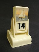 VINTAGE PERPETUAL-FLIP STYLE DESK CALENDAR