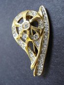 UNIQUE RHINESTONE BROOCH SIGNED MONET