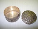 LOVELY - SILVER TONE - ROUND - PILL BOX
