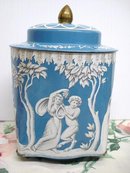 LOVELY ROUND TIN BOX-JUDGMENT of HERCULES