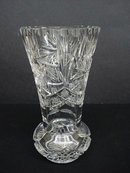 STRIKING VINTAGE CUT CRYSTAL HEAVY VASE