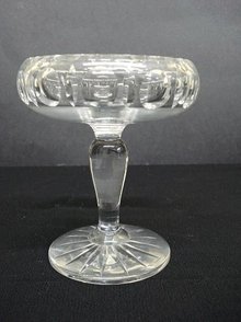 STRIKING VINTAGE CUT CRYSTAL COMPORT