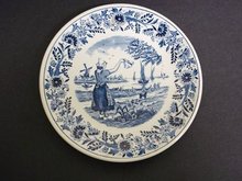 DELFTS PLATE-ROYAL SPHINX MAASTRICHT-SIGNED