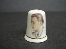 ENGLISH CHINA THIMBLE - DOUGLAS FAIRBANKS