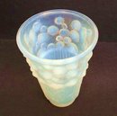 OPALESCENT*SABINO VASE*SEA SHELLS/CORAL