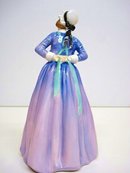 HN2056 PRECIOUS DOULTON FIGURINE *SUSAN*