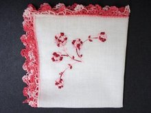 HANKIE-EMBROIDERY-PINK ROSES/LACE EDGE