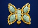 PRETTY HAND CROCHET FIGURAL LACE PIN