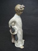 Royal Dux FIGURINE GIRL IN NIGHTDRESS /CLOWN